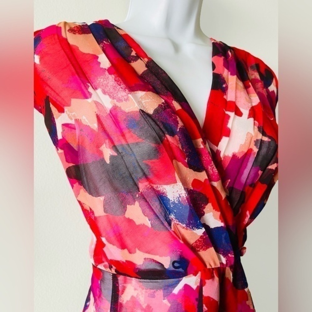 Banana Republic Floral Chiffon Wrap Peplum Blouse V Neck Size S - Picture 3 of 6